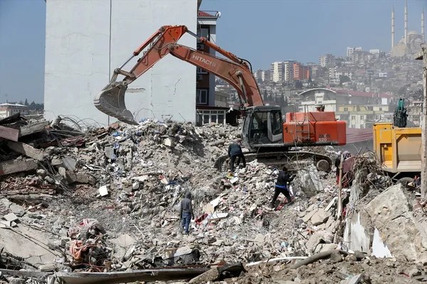 Bina Yıkımında Yeni Kural! Bakanlık Yüksek Yapılar İçin Özel Karar Oldu